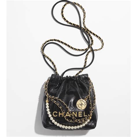 chanel 22 mini handbag